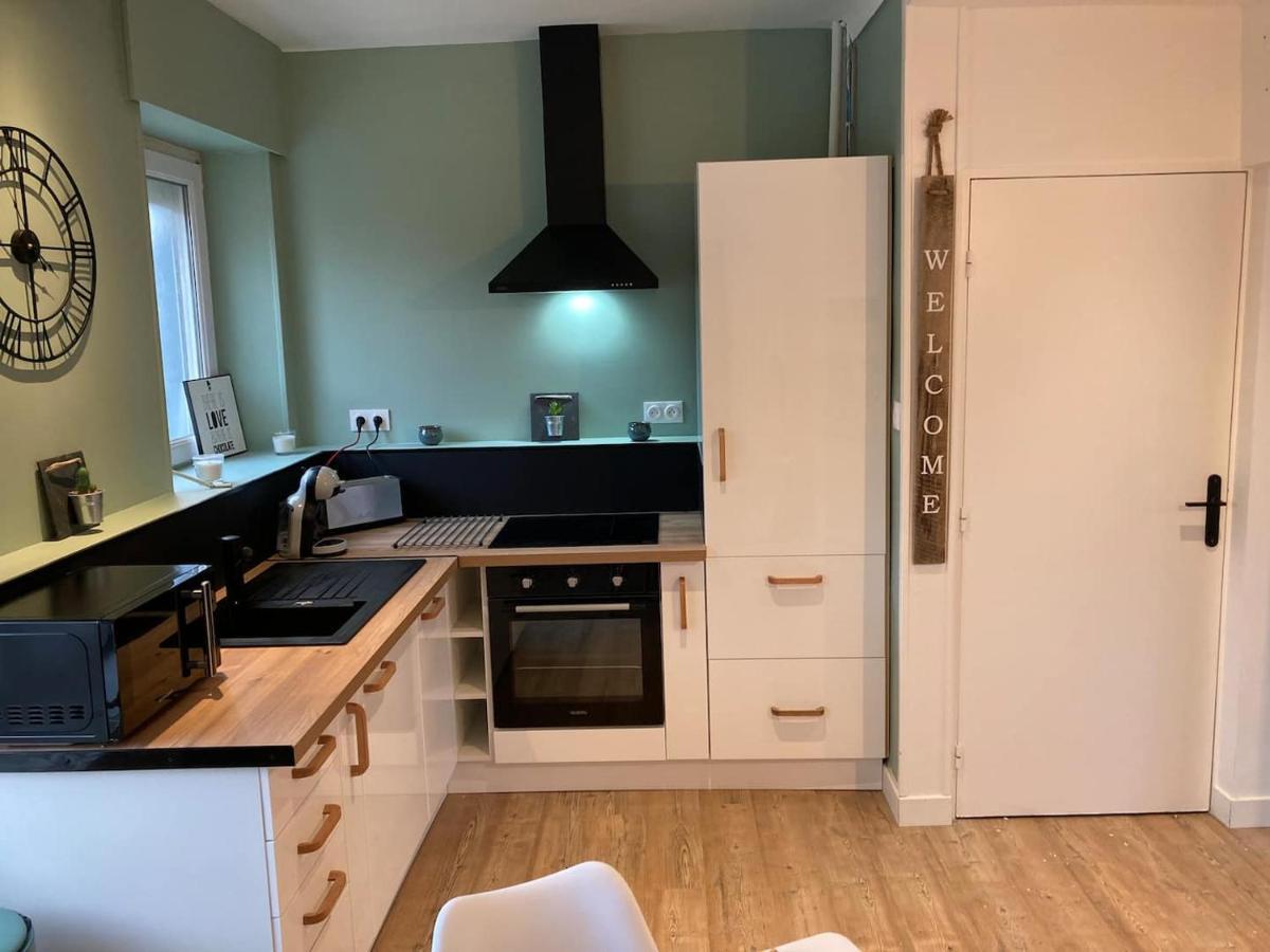 Appartement Cosy En Duplex A 50M De La Plage 르 포르텔 외부 사진